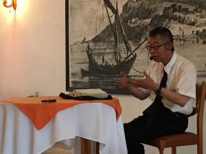 77819406-8afd-4bd0-82a9-3863bb3a9f81iphone_photo